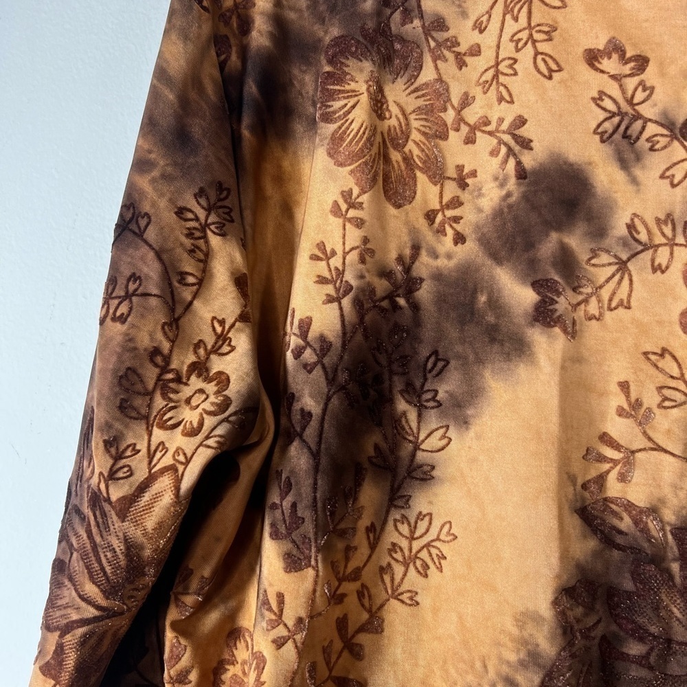 Dressbarn Y2K Tie Dye Brown Velvet Floral Blouse Large - Picture 7 of 7